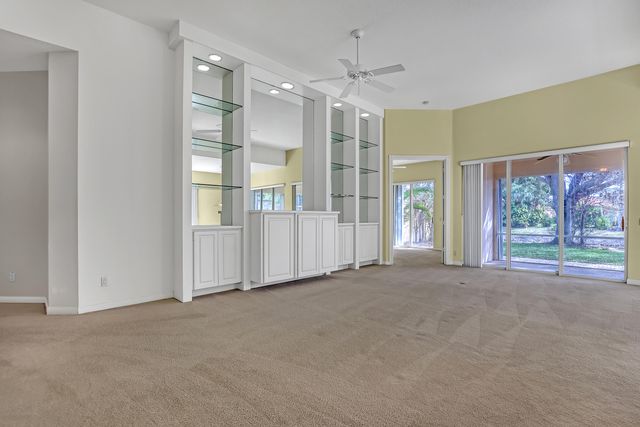 2580 Kittbuck Way, West Palm Beach, FL 33411