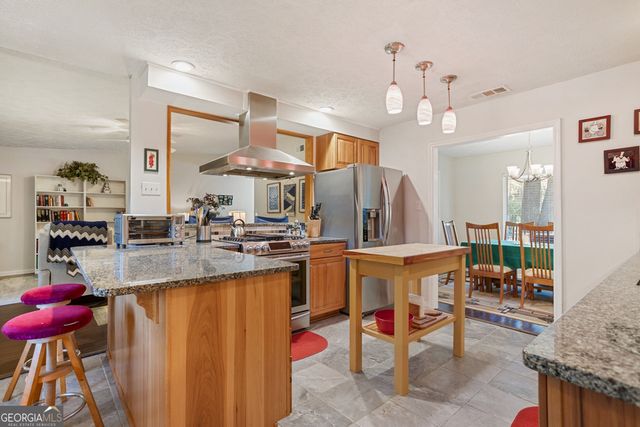 220 N Cromwell Road, Savannah, GA 31410