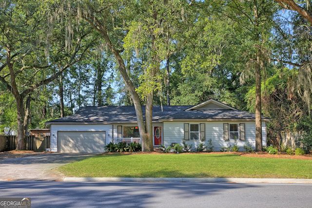 220 N Cromwell Road, Savannah, GA 31410