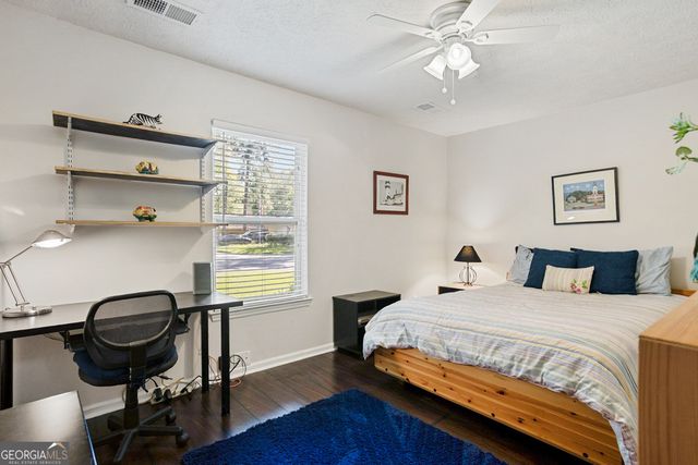 220 N Cromwell Road, Savannah, GA 31410