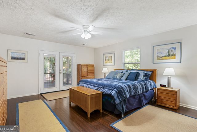 220 N Cromwell Road, Savannah, GA 31410