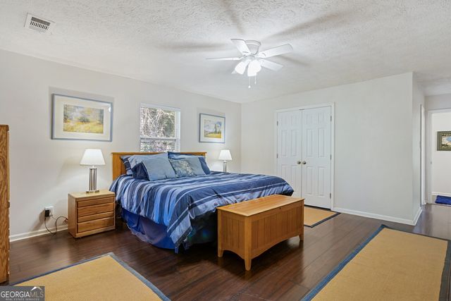 220 N Cromwell Road, Savannah, GA 31410