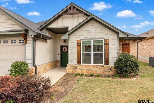 2802 Valley View St, Tyler, TX 75701
