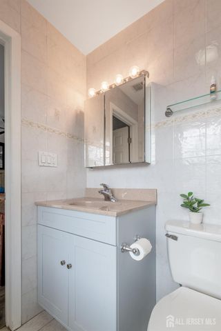 105 Neilly Court, Old Bridge, NJ 08857