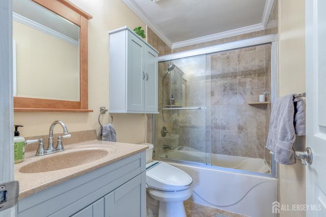 105 Neilly Court, Old Bridge, NJ 08857