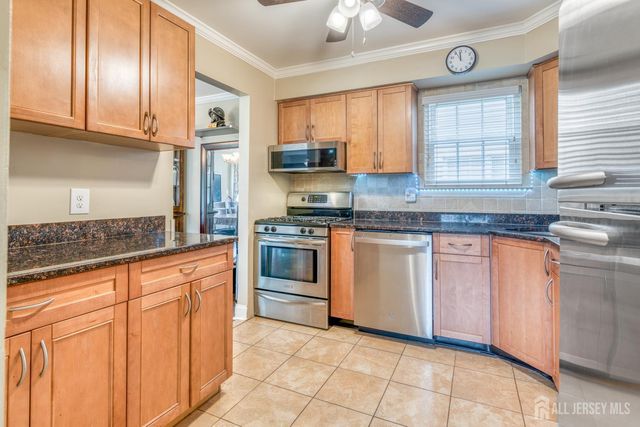 105 Neilly Court, Old Bridge, NJ 08857