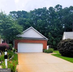 270 Woodgate Drive, Fayetteville, GA 30214