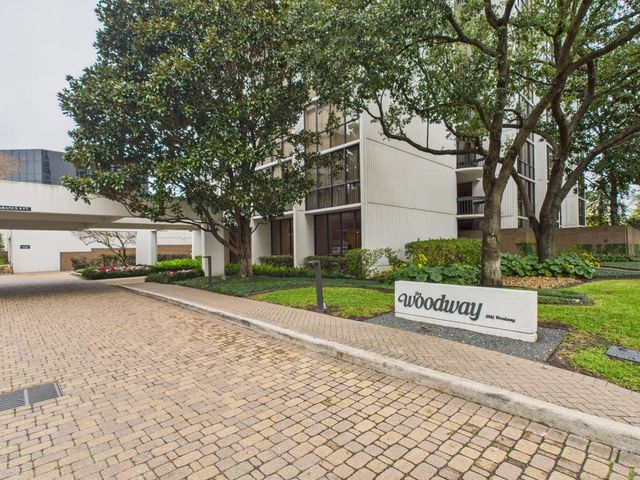 5001 Woodway Drive 1103, Houston, TX 77056