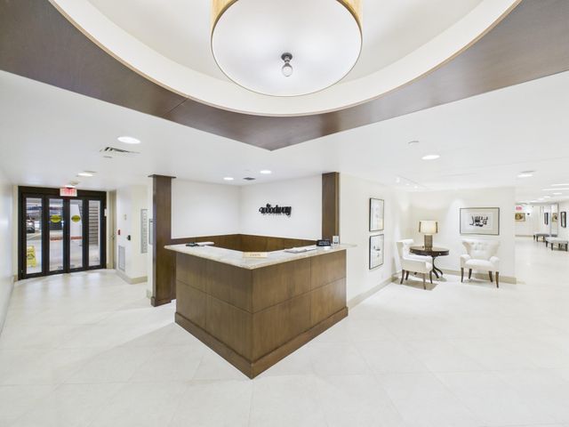 5001 Woodway Drive 1103, Houston, TX 77056