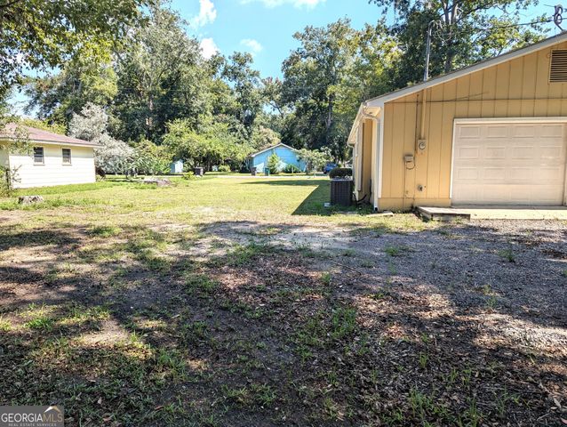 1011 Dilworth Street, St. Marys, GA 31558