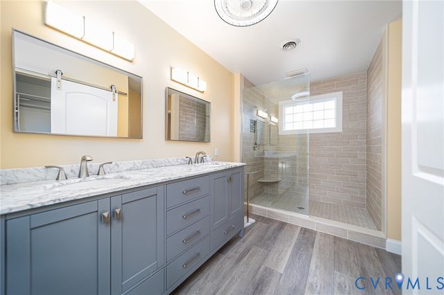 14331 Woodland Hill Dr, Colonial Heights, VA 23834