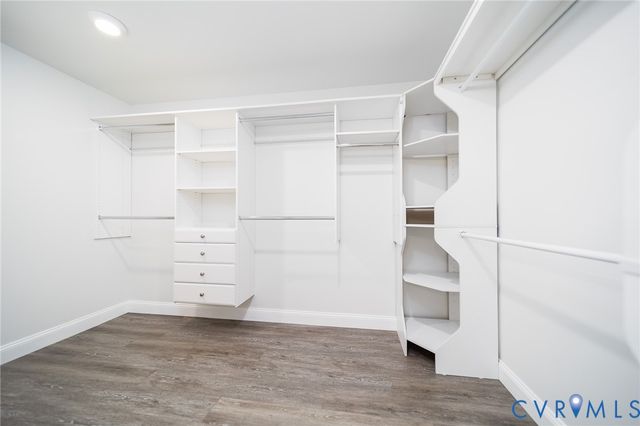 14331 Woodland Hill Dr, Colonial Heights, VA 23834