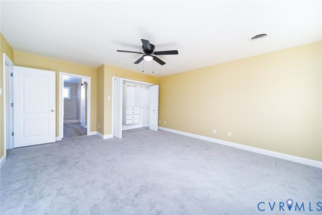 14331 Woodland Hill Dr, Colonial Heights, VA 23834