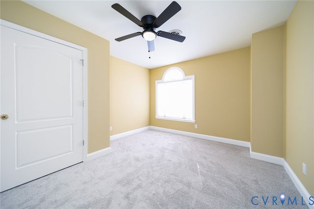 14331 Woodland Hill Dr, Colonial Heights, VA 23834