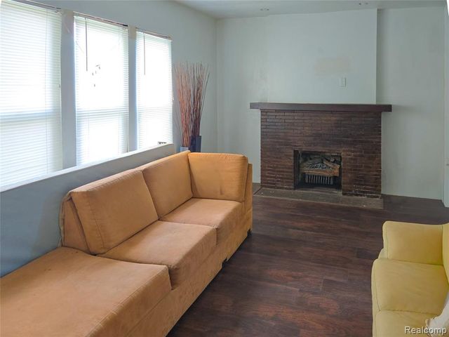 199 Massachusetts Street, Highland Park, MI 48203