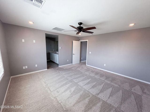 7904 S Bonanza Park Drive, Tucson, AZ 85747