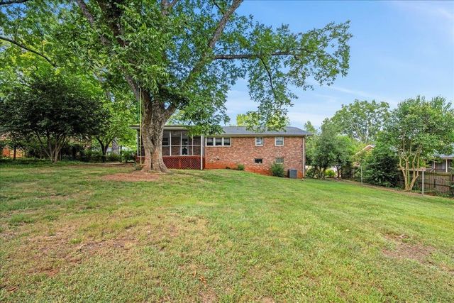 16 Starsdale Circle, Greenville, SC 29609