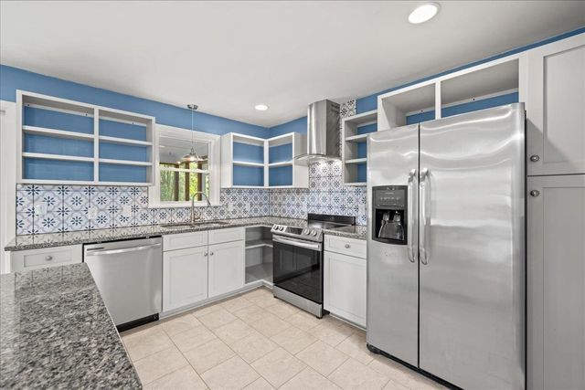 16 Starsdale Circle, Greenville, SC 29609