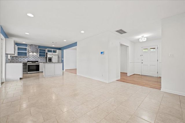 16 Starsdale Circle, Greenville, SC 29609
