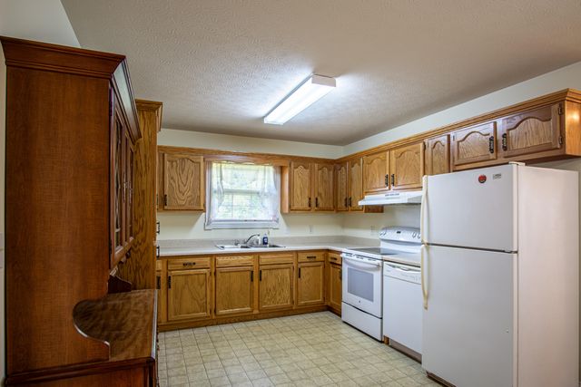 1610 KY-3091, Somerset, KY 42503