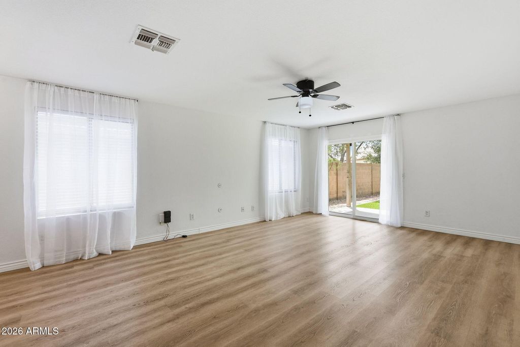 16273 W TASHA Drive, Surprise, AZ 85374 — photo 5