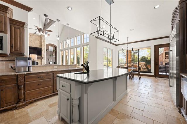 408 Oak Summit Road, Edmond, OK 73025