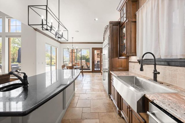 408 Oak Summit Road, Edmond, OK 73025