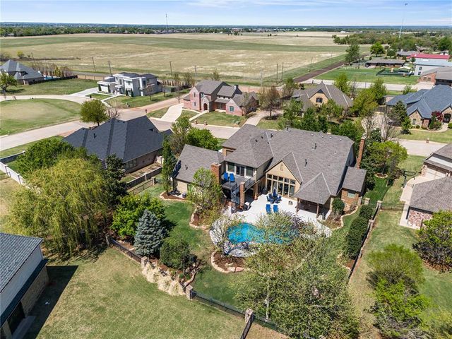 408 Oak Summit Road, Edmond, OK 73025