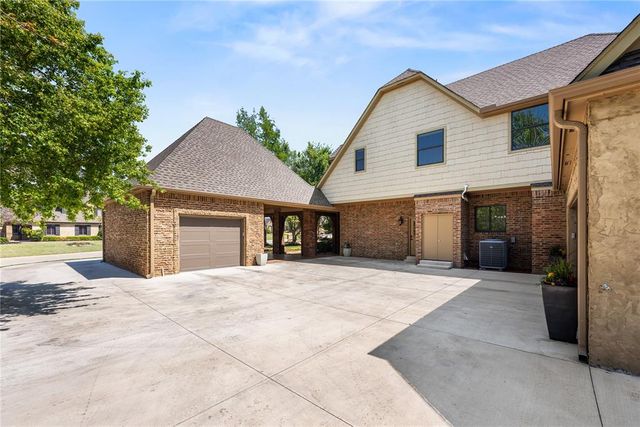408 Oak Summit Road, Edmond, OK 73025