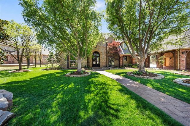 408 Oak Summit Road, Edmond, OK 73025