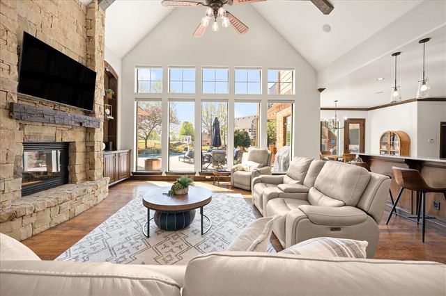 408 Oak Summit Road, Edmond, OK 73025