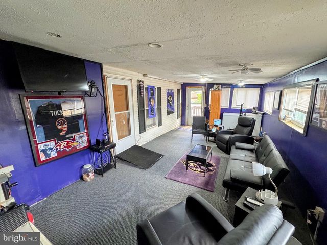 125 SHIPPENSBURG MOBILE ES TP-, Shippensburg, PA 17257