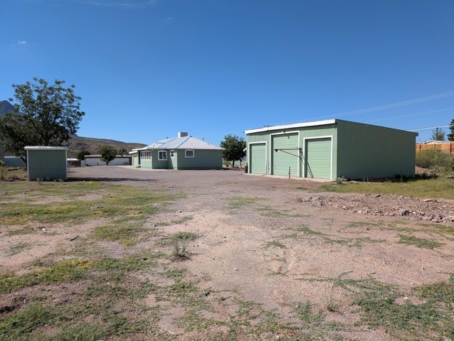 417 Charlie's Lane, Truth Or Consequences, NM 87901