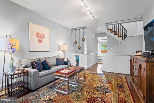 1820 16TH ST NW, Washington, DC 20009