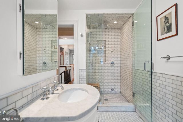 1820 16TH ST NW, Washington, DC 20009