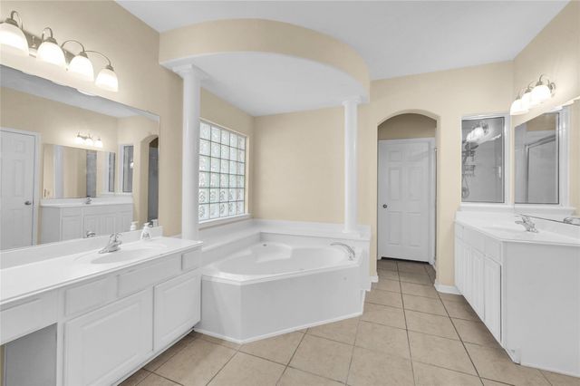 16731 Mallory Bridge Drive, Houston, TX 77095