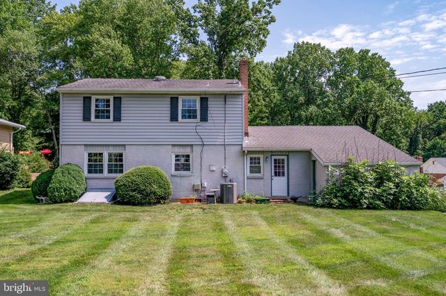 124 CHAPEL HILL DR, Newark, DE 19711