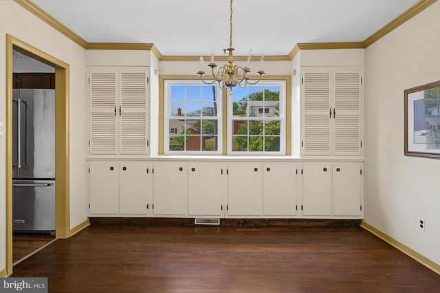 124 CHAPEL HILL DR, Newark, DE 19711