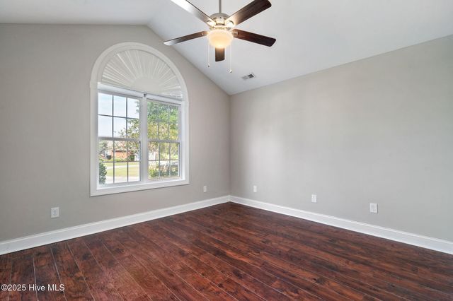 144 Candlewood Drive, Wallace, NC 28466