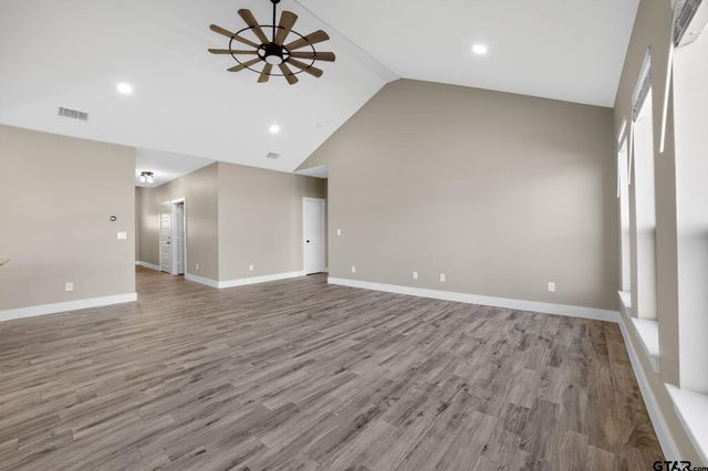 16217 Ridgeview Ln, Lindale, TX 75771