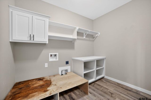 16217 Ridgeview Ln, Lindale, TX 75771