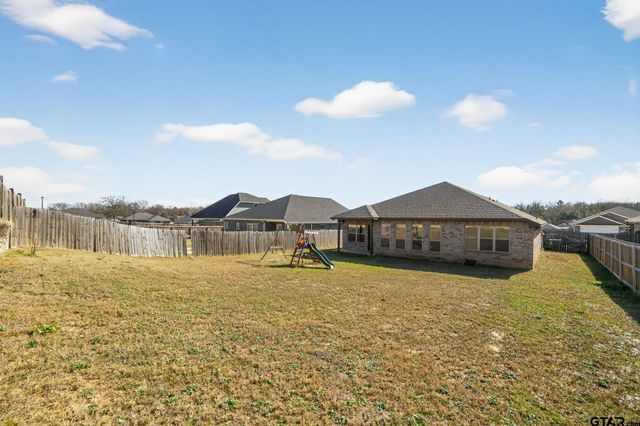 16217 Ridgeview Ln, Lindale, TX 75771