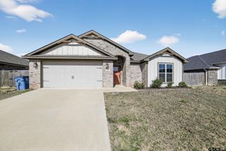 16217 Ridgeview Ln, Lindale, TX 75771