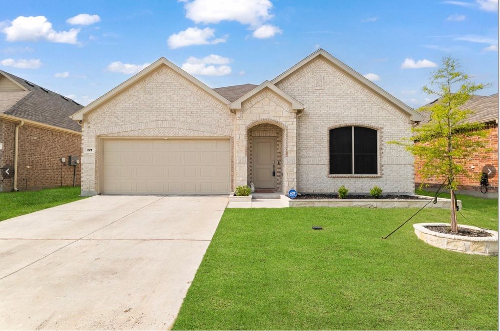 221 Ardsley Lane, Princeton, TX 75407