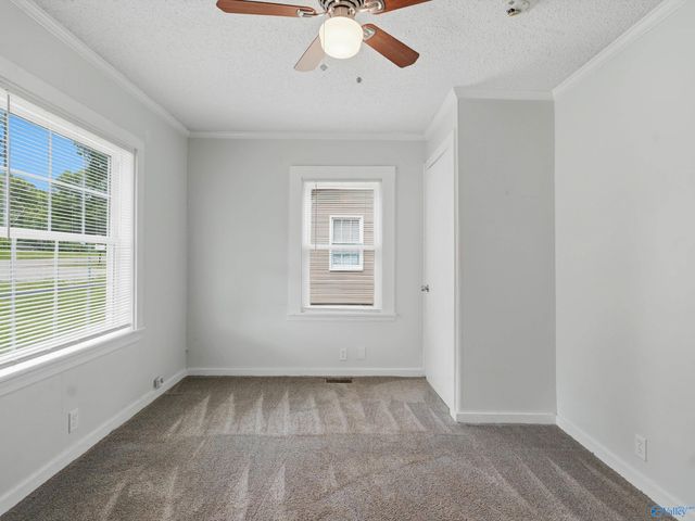 2906 6th Avenue SW, Huntsville, AL 35805