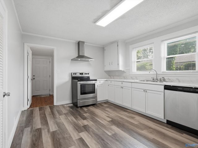 2906 6th Avenue SW, Huntsville, AL 35805