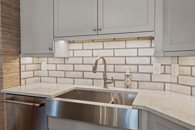 2 Wharfside Street 5e, Charleston, SC 29401