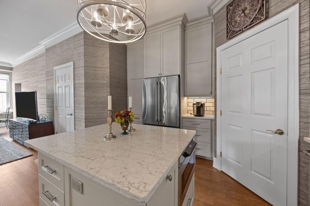 2 Wharfside Street 5e, Charleston, SC 29401