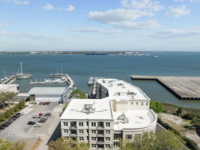 2 Wharfside Street 5e, Charleston, SC 29401