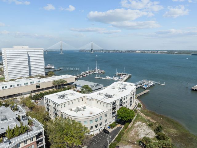 2 Wharfside Street 5e, Charleston, SC 29401
